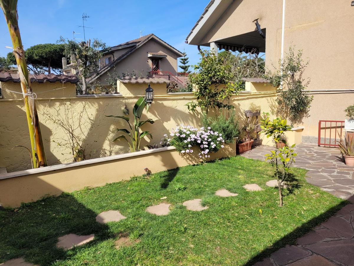Villa Rimini - Seaview & Roman Holidays Apartments - Garden&Beach 300Mt Anzio Exterior foto