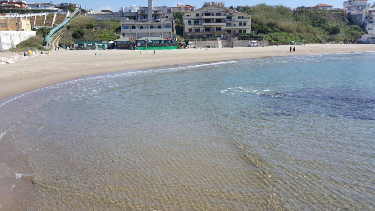 Villa Rimini - Seaview & Roman Holidays Apartments - Garden&Beach 300Mt Anzio Exterior foto